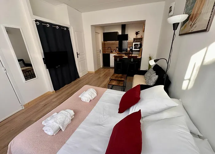 De Garonne - Face A Bordeaux Appartement Lormont